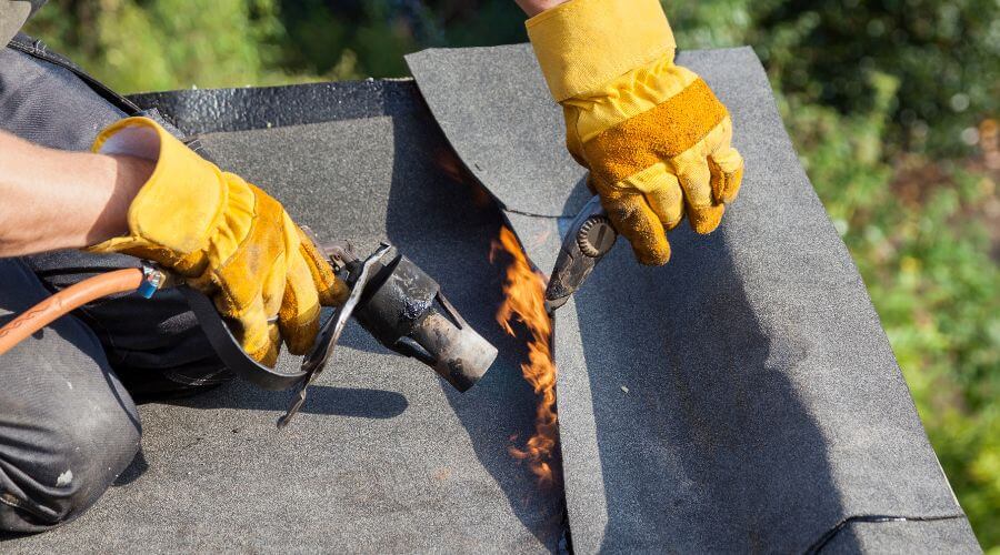 Professional flood damage restoration services in Latah, WA